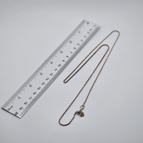 The Unbranded Brand Jewelry - Sterling Silver 925 Chain Necklace 5 Grams